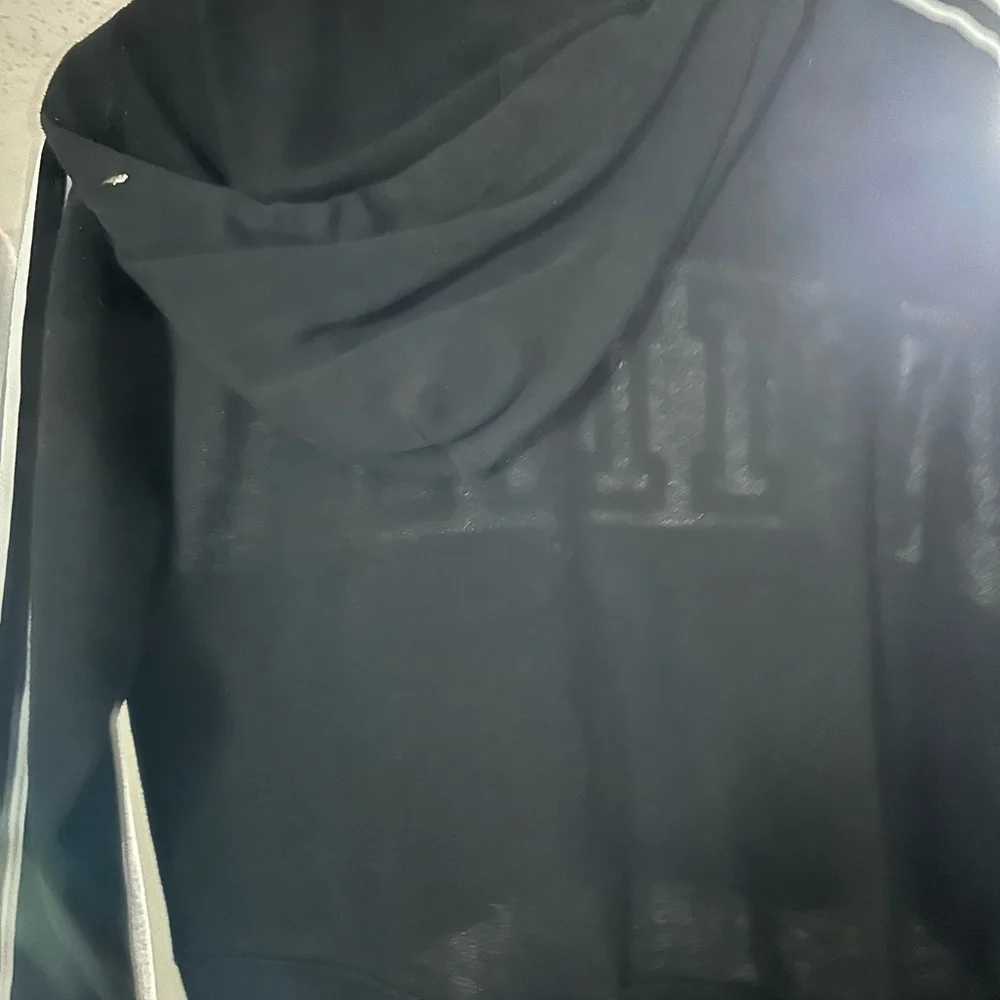 Pink - Picture 2 of 3